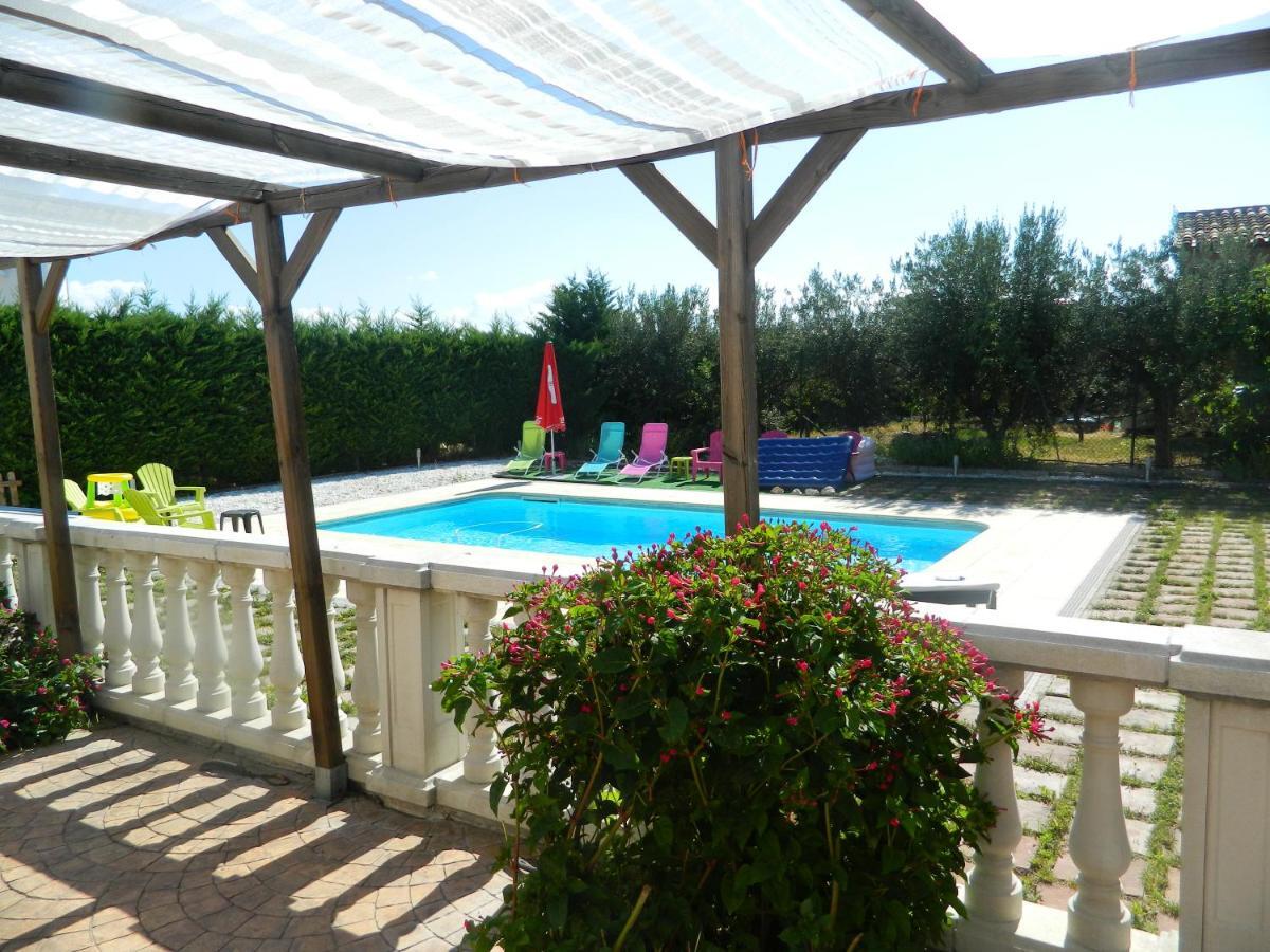 Hotel Turo De La Torre Manresa Pokoj fotografie